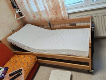 Elektrická polohovateľná posteľ