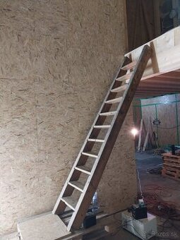 Schody drevené
