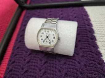 Náramkové hodinky Pobeda