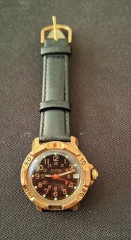 Kamandirske hodinky wostok