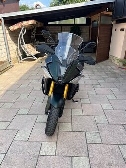 Suzuki GSX S1000 GX