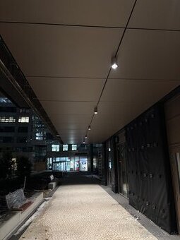 Ponúkam prácu pre elektrikára alebo pomocníka BA