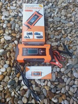 Inteligentná nabíjačka batérie