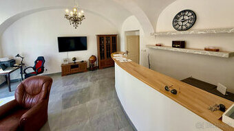 Na predaj 2 izb. byt v samom centre mesta Košice, ul. Hlavná