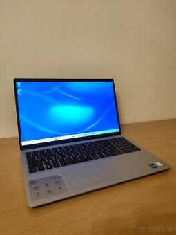 Dell Inspiron 15 3520 | i5 • 16GB • 1TB SSD