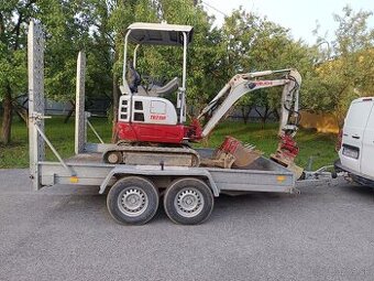 Prenájom minibagra Takeuchi TB 215