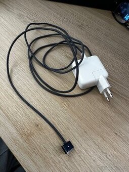 Apple 30W nabijacka na mac