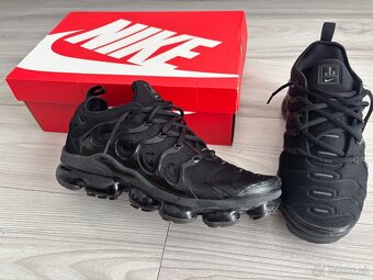 Vapormax plus