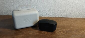 Sony WF-1000XM4