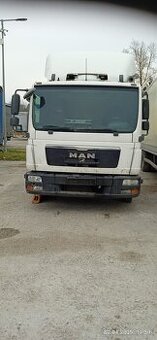 ROZPREDAM MAN TGL 8.220