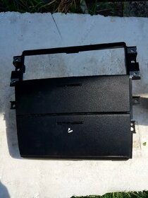 KIA SORENTO 02-09 STREDOVY PANEL POPOLNIK RAMIK