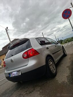 Predam wolsvagen golf 5