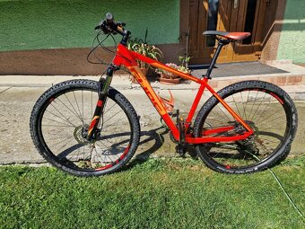 Horský bicykel CUBE Attention