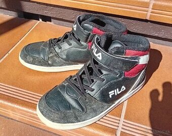Členkové zateplené tenisky Fila č. 36