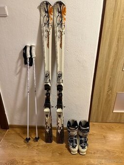 Lyže, lyžiarky, palice