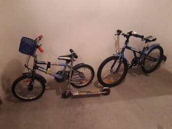 2 chlapčenské bicykle a kolobežka