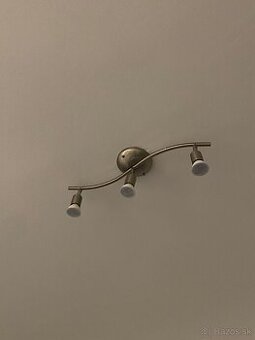 Izbové svietidlo 3x LED žiarovka