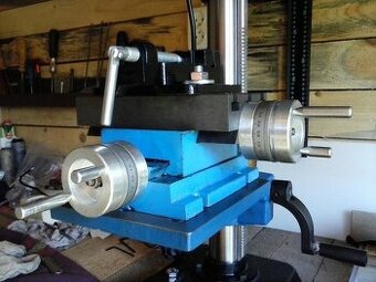 Malý křížový posuvný stůl 185x100 mm, 10 kg