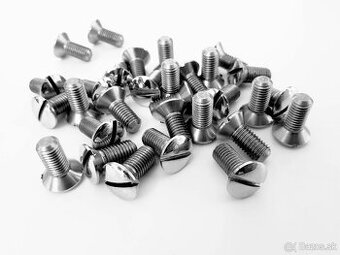 set skrutiek na uchytenie dverí škoda 1000MB a škoda 110r