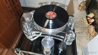 Predam gramofón Orfeo 25/25/80 s troma motormi