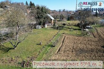 Predaj záhradnej chatky s vysporiadanou záhradou 579 m2. el.