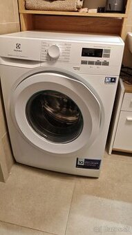 Electrolux Perfectcare 600, 8kg/1200