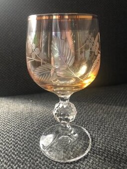 Sada krasnych poharov
