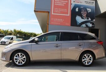 Toyota Auris 1.4 l D-4D DPF Active