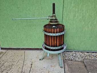 Preš/lis na hrozno
