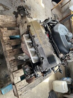 Motor BMW e46 318i