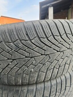 235/45/18