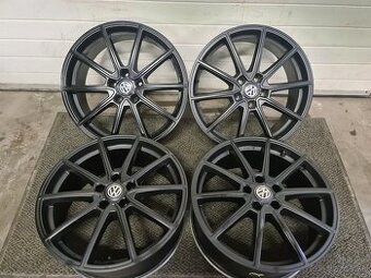 5X112 R19 RC-DESING BLACK-COLOR