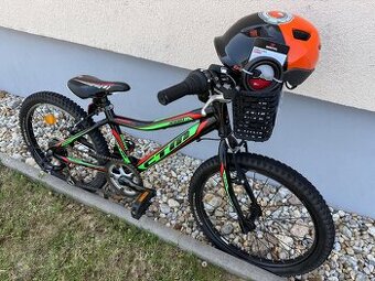 Krásny detský bike CTM 20” – TOP stav, svetlá, prilba, zámok