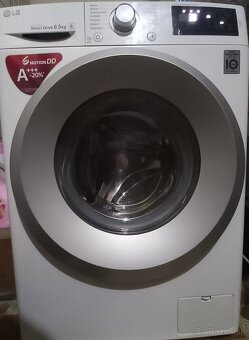 Práčka LG plnená z predu