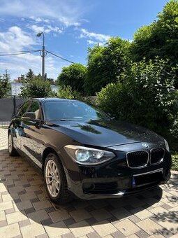 BMW 116d (F20) - iDrive, Drive Select, Keyless