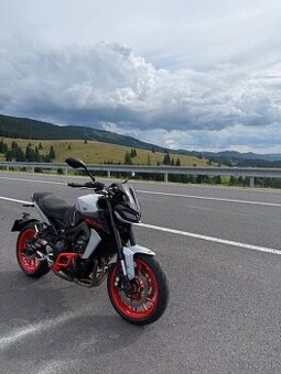 Yamaha MT-09