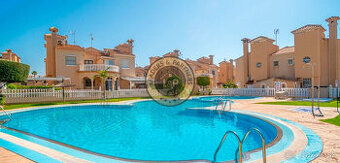 Dom 3+1 s bazénom Orihuela Costa-La Florida, Španielsko