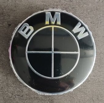 BMW black 68 mm stredové krytky