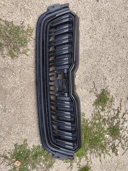 Škoda kamiq maska chladiča monte Carlo čierna 658853653