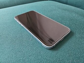 Predám iPhone 15 Plus, modrý, 256 GB – ako nový