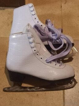 korčule na ľad 36