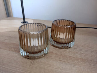 dva sklenene svietniky CENA SPOLU