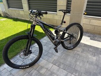 Celoodpruzeny ebike Merida