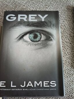 Predám knihu na dlhé večery pre dievčatá