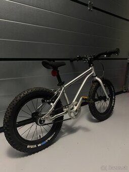 Early rider Belter 16