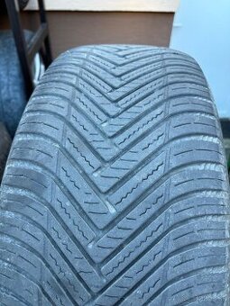 235/55r18 hankok celorocne