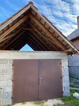 Predám pevnú oceľovú dvojkrídlovú bránu