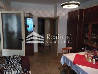 Predáme murovaný 2 izb. byt s lodžiou