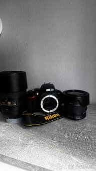 Nikon D3500 - 2 objektívy - Top Stav