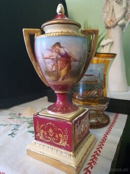 Starožitná porcelánová amfora Alt Wien